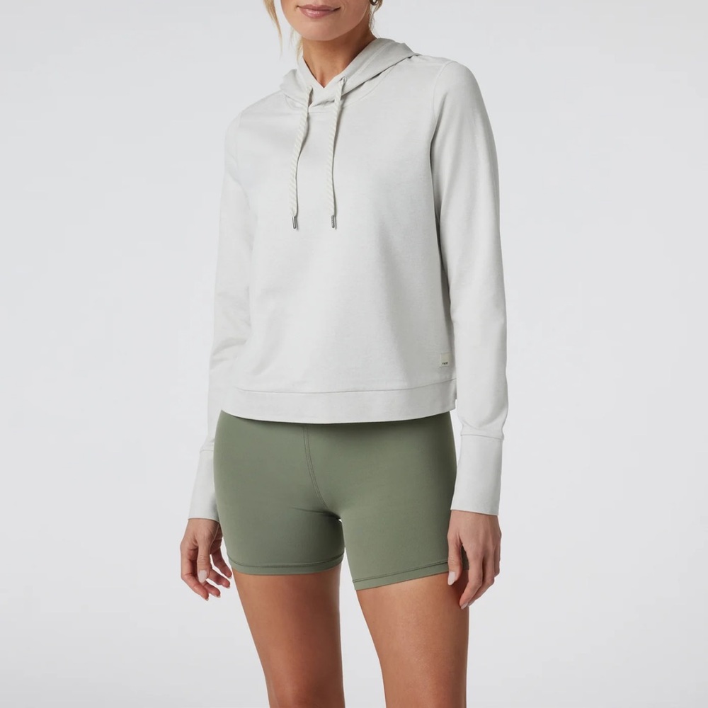 Vuori halo essential hoodie